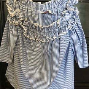 Off the shoulder vineyard vines